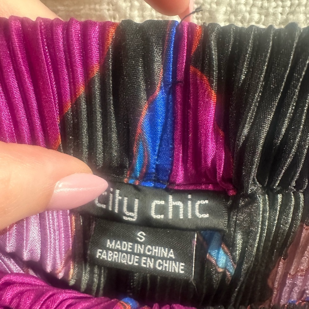 City Chic Black and Purple floral Wide Leg Pants - Picture 6 of 8